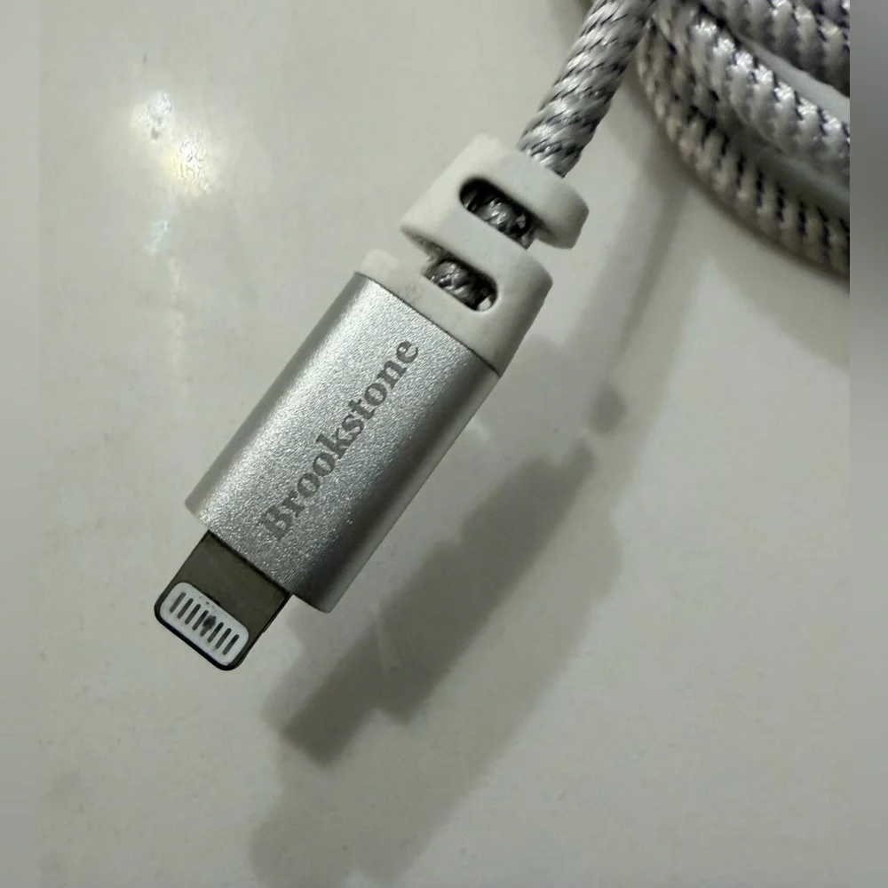 Brookstone durable sleek